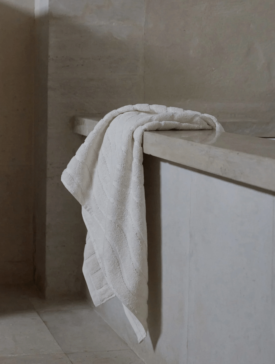 BAINA towel ST CLAIRE BATH TOWEL - IVORY sunja link - canada